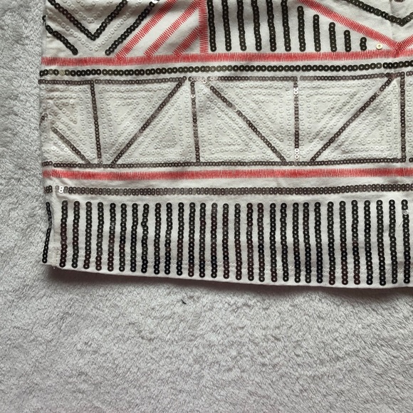 ☘️☘️ NWOT Express sequin mini skirt - Picture 5 of 8